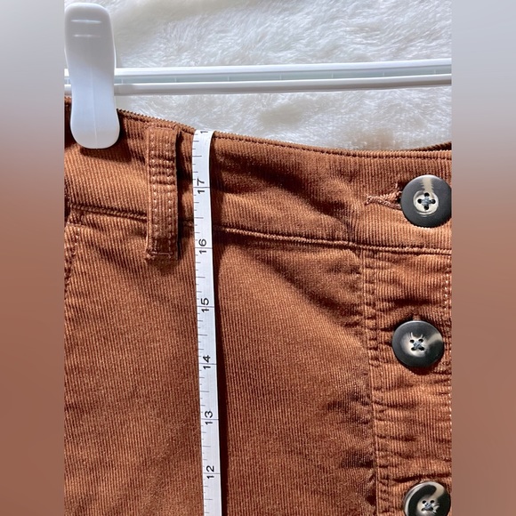 Cabi University Skirt - Picture 6 of 7